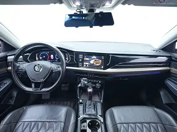 Volkswagen Passat — фото 5