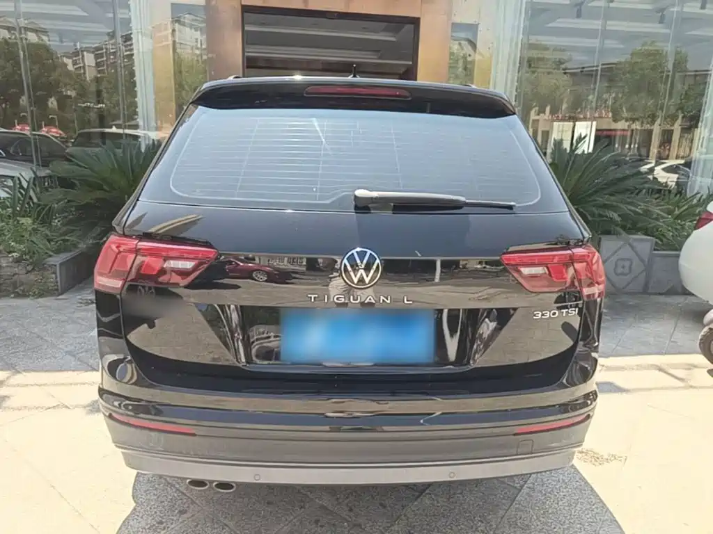 Volkswagen Tiguan L — фото 6