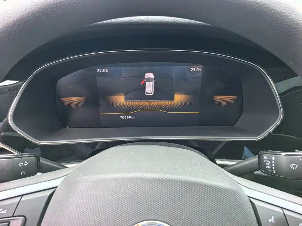 Volkswagen Passat — фото 11