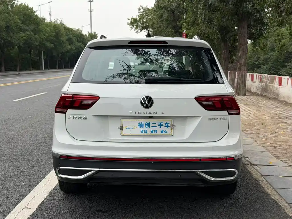 Volkswagen Tiguan L — фото 5