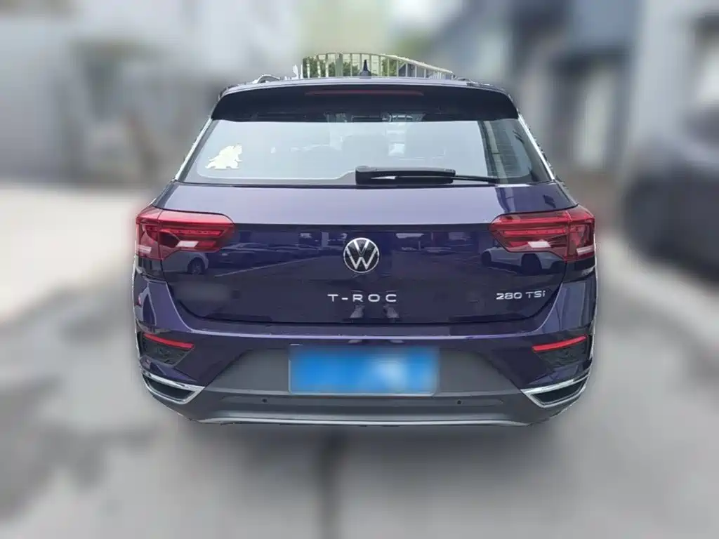 Volkswagen T-Roc — фото 8