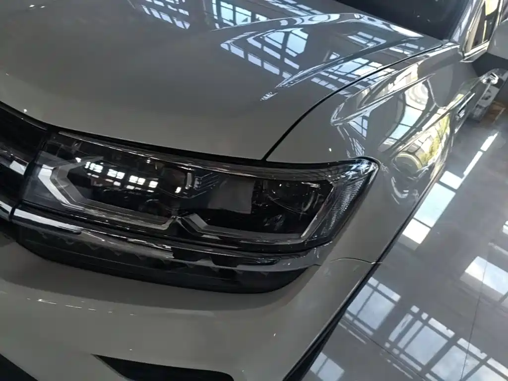 Volkswagen Tharu — фото 24