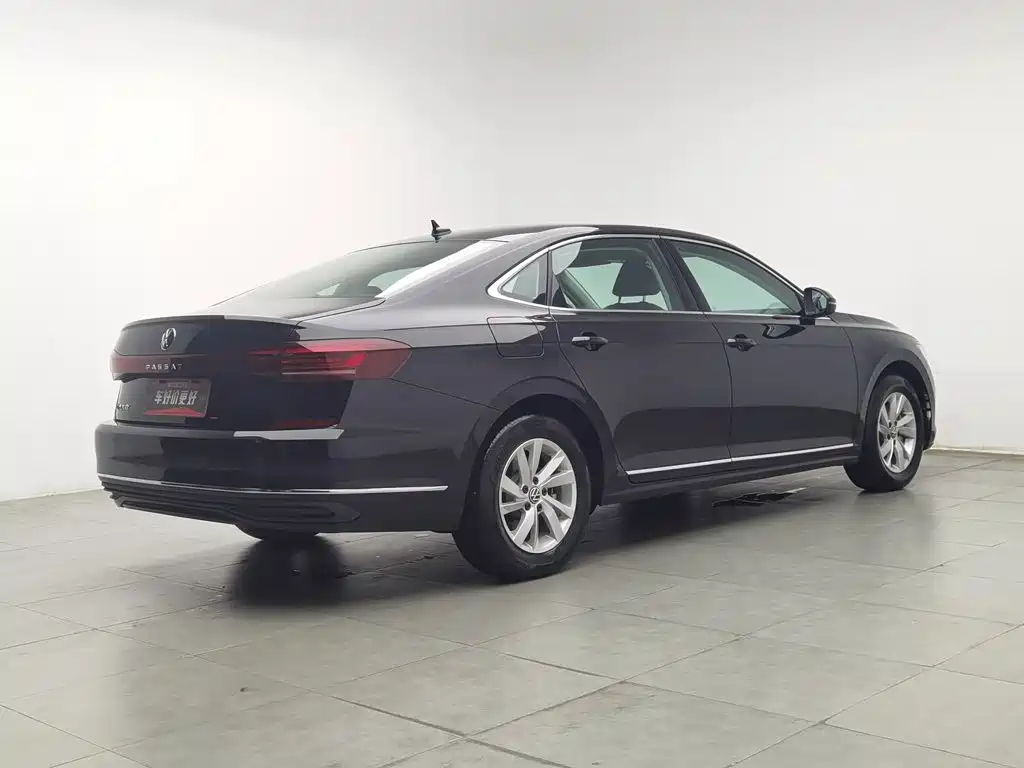 Volkswagen Passat — фото 2
