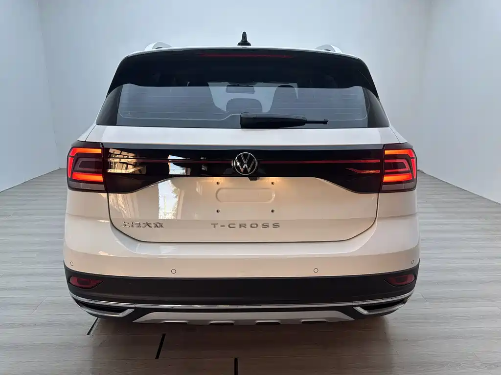 Volkswagen T-Cross — фото 6