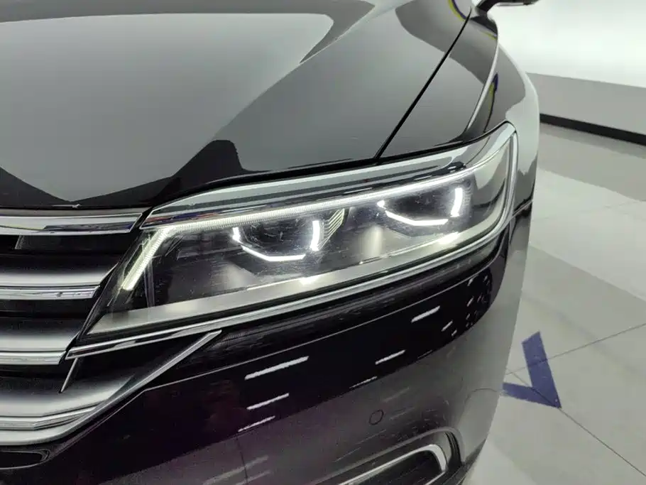 Volkswagen Phideon — фото 5