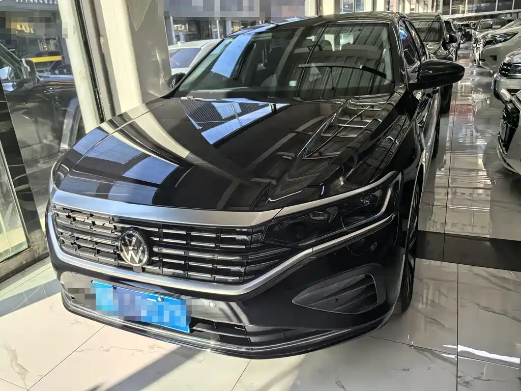 Volkswagen Passat — фото 2