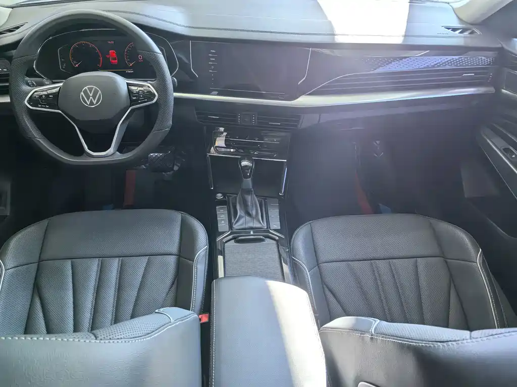 Volkswagen Passat — фото 11