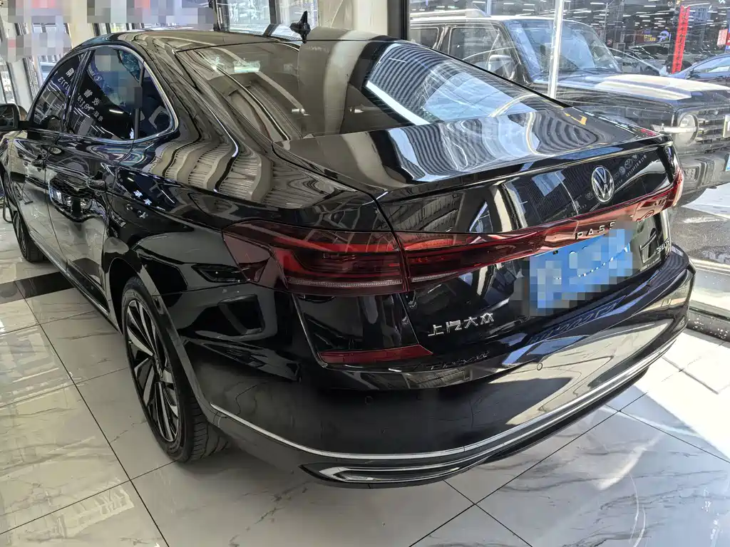 Volkswagen Passat — фото 4