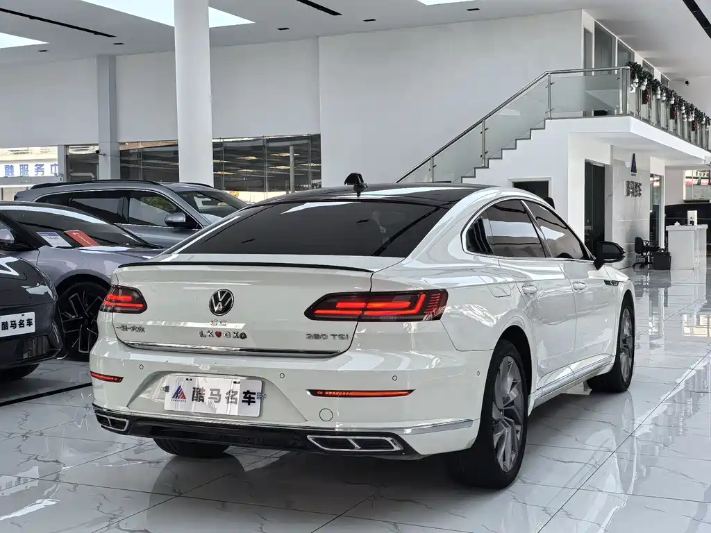 Volkswagen CC — фото 13