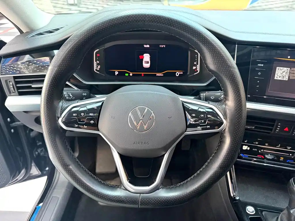 Volkswagen Passat — фото 6
