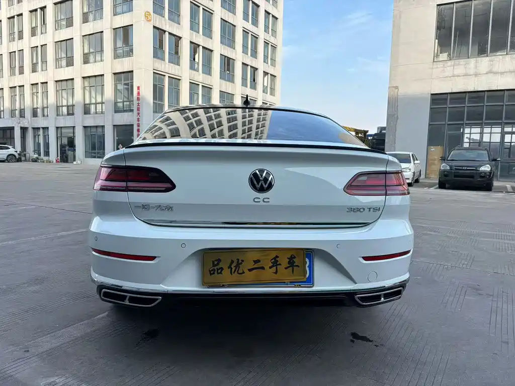 Volkswagen CC — фото 8