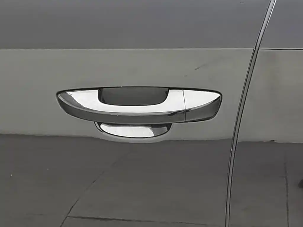Volkswagen Passat — фото 18