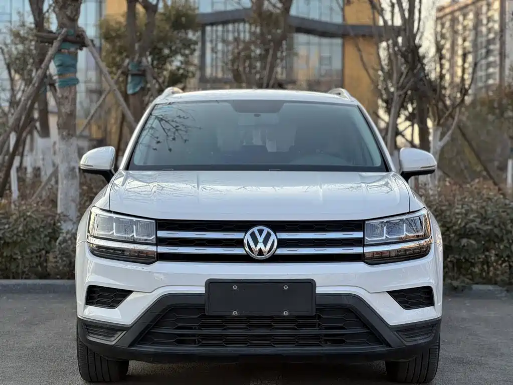 Volkswagen Tharu — фото 2