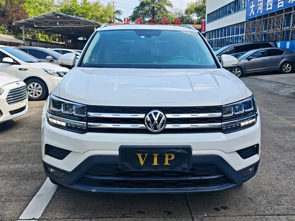 Volkswagen Tharu — фото 2