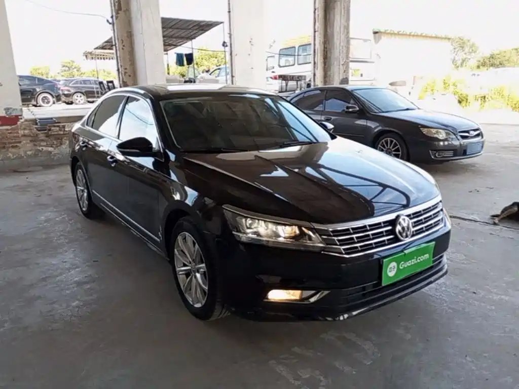 Volkswagen Passat — фото 4