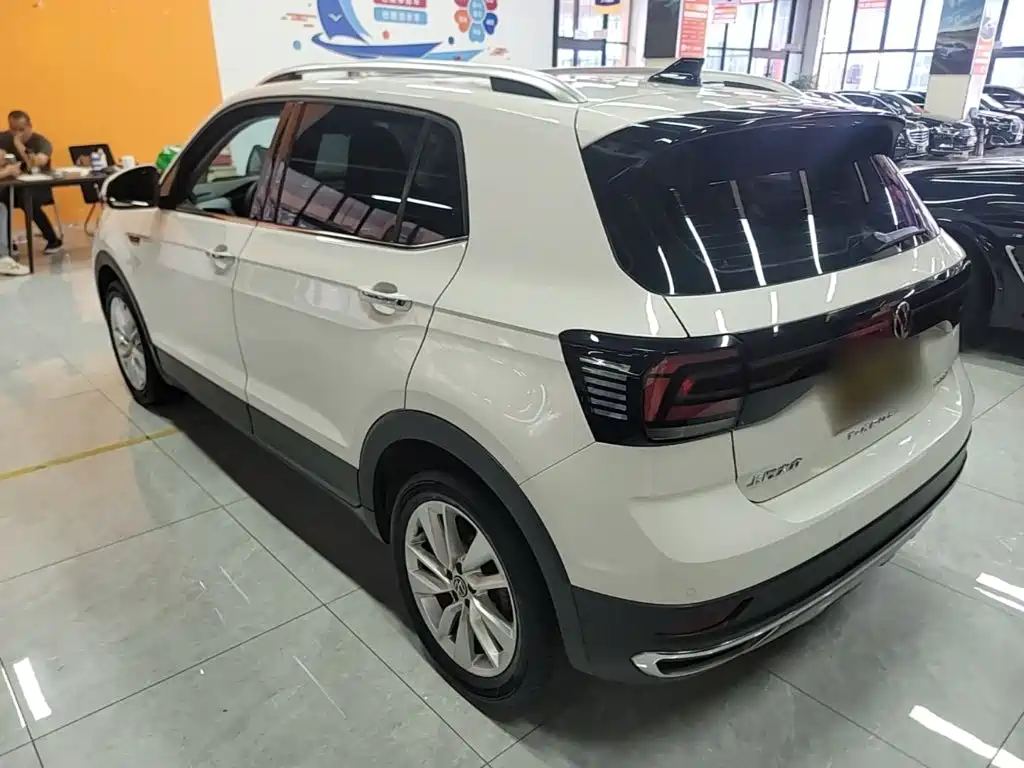 Volkswagen T-Cross — фото 5