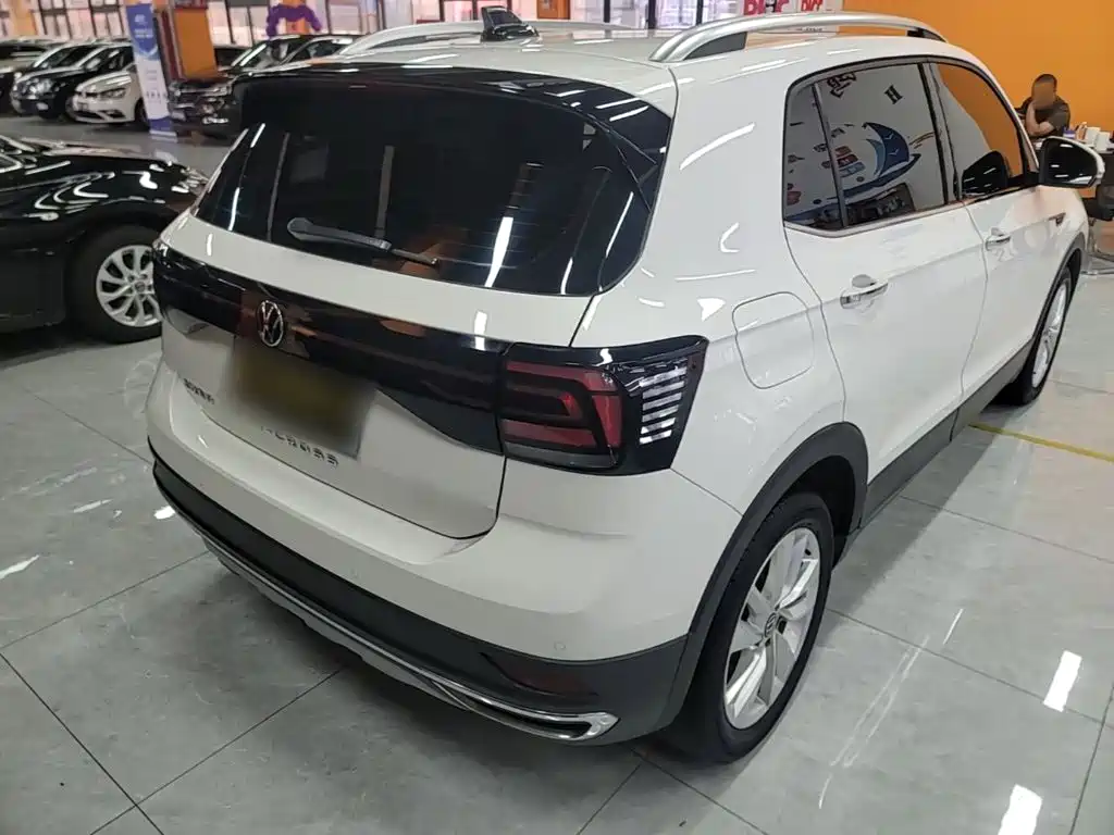 Volkswagen T-Cross — фото 7