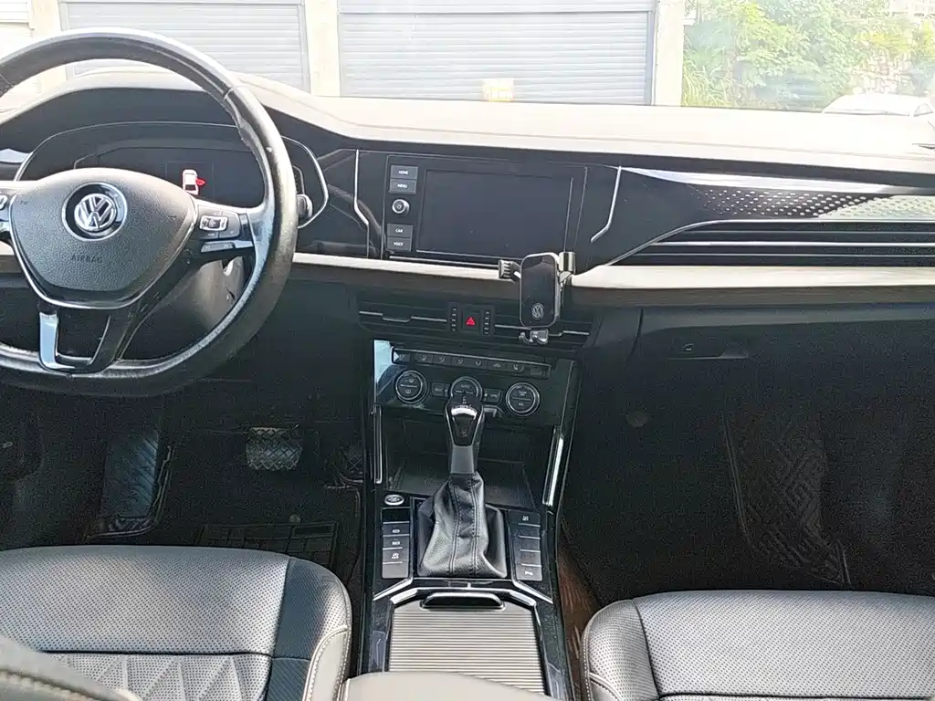 Volkswagen Passat — фото 6