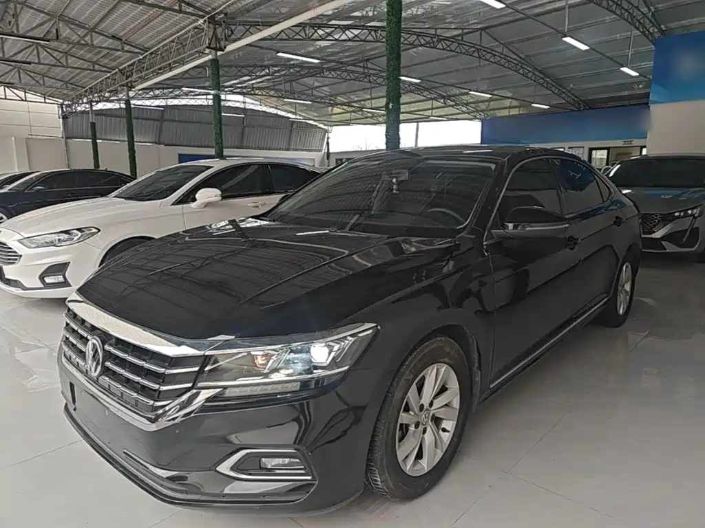 Volkswagen Passat — фото 2