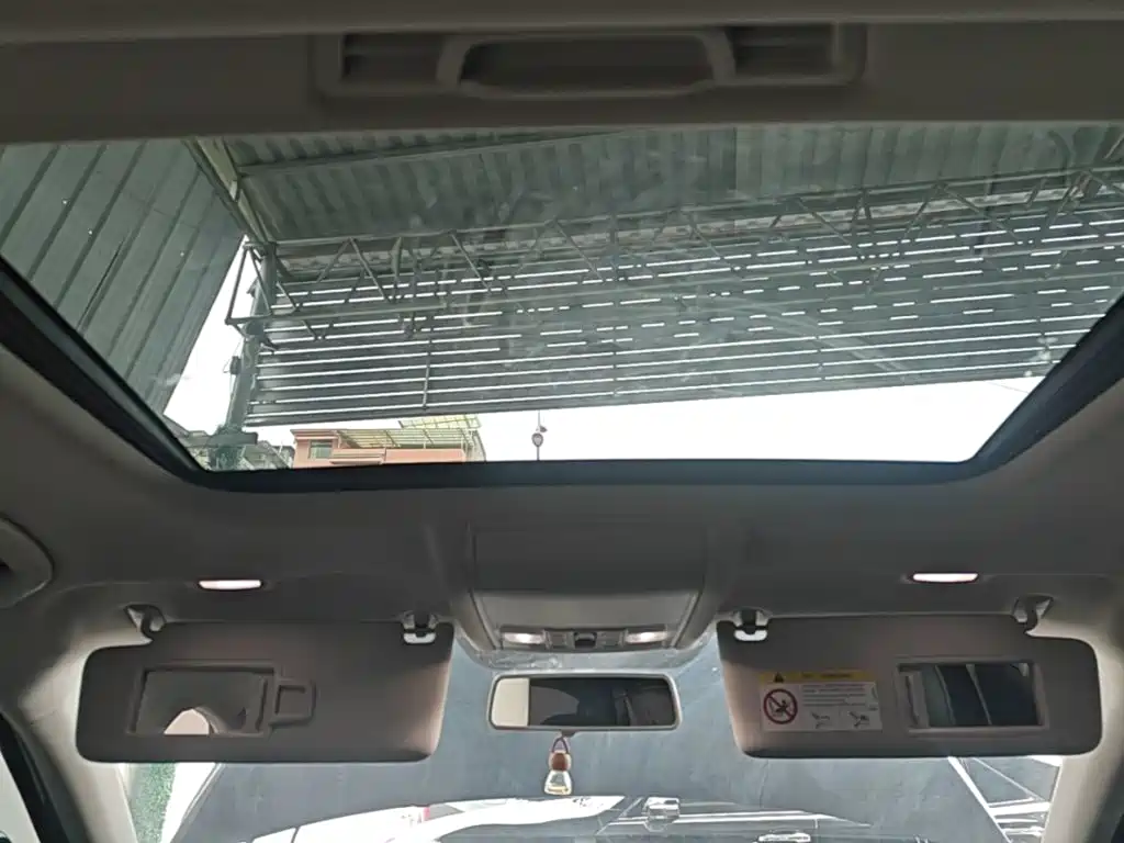 Volkswagen Passat — фото 18