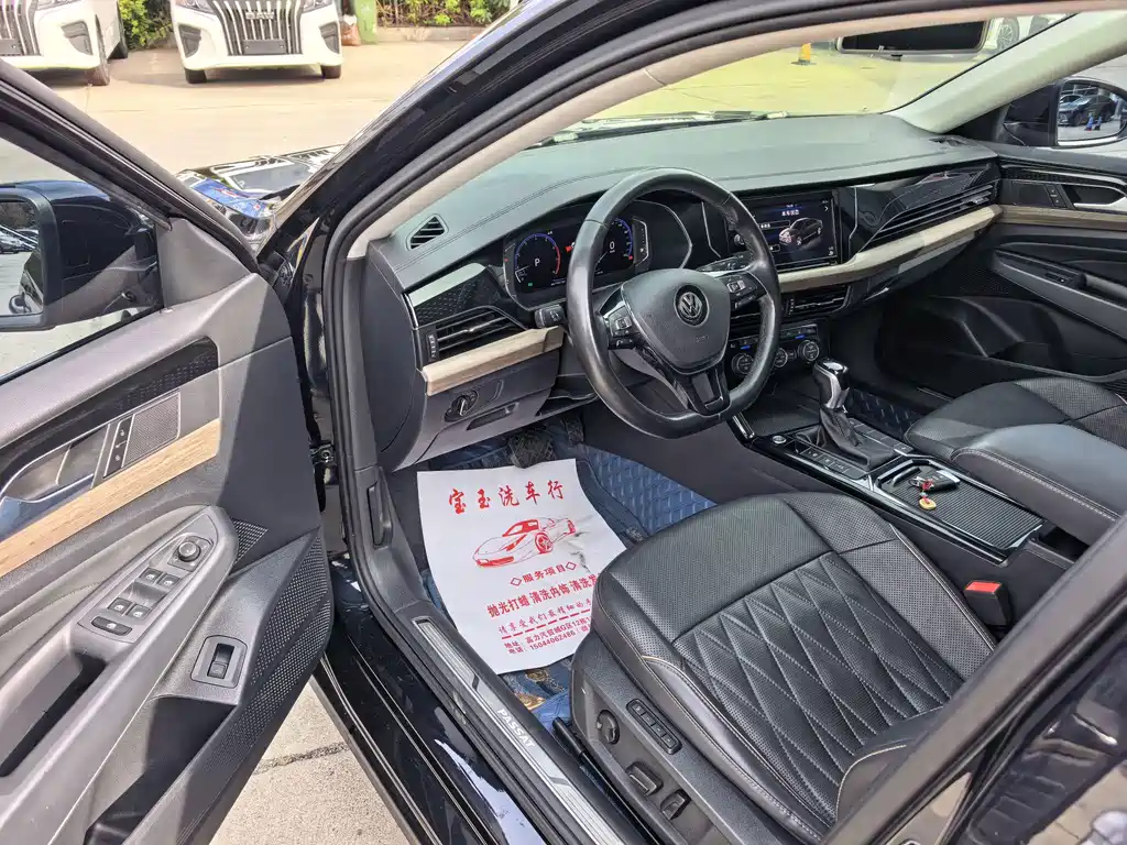 Volkswagen Passat — фото 4