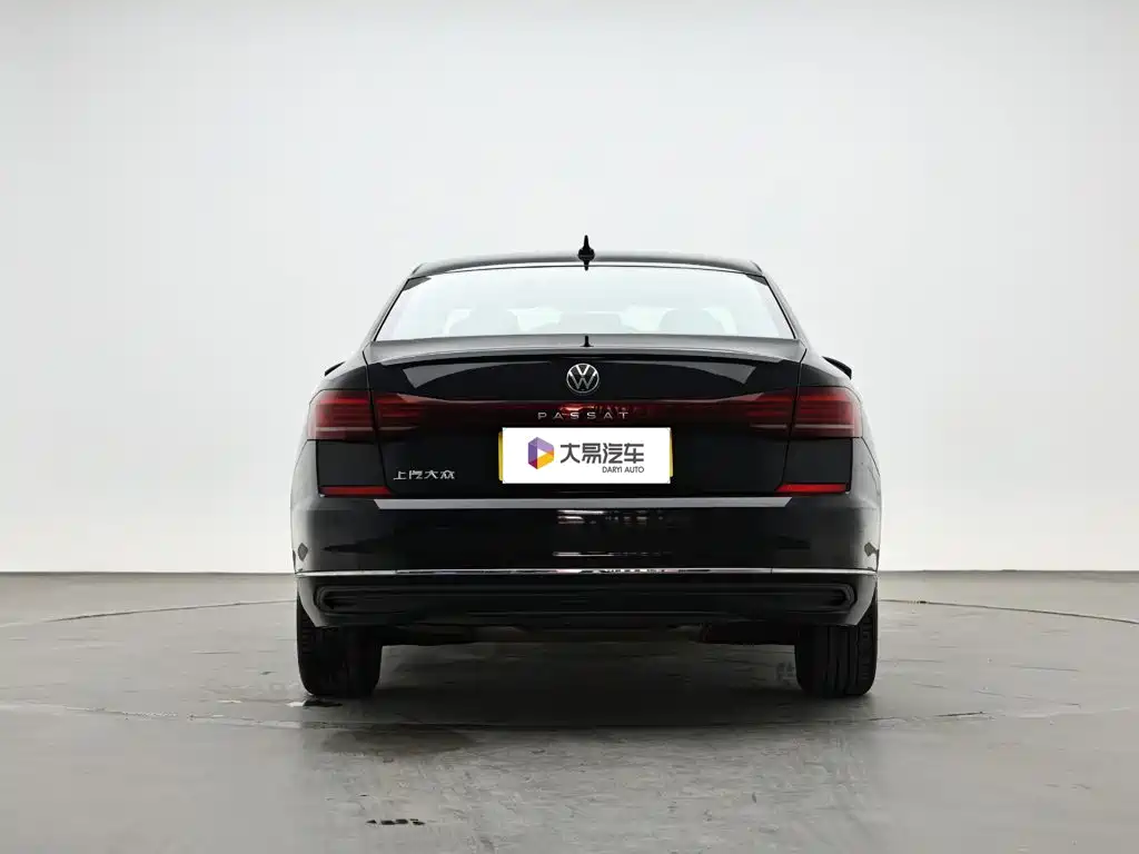 Volkswagen Passat — фото 4