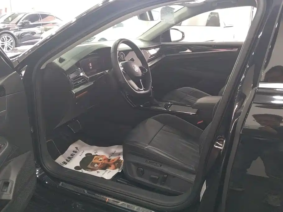 Volkswagen Passat — фото 9