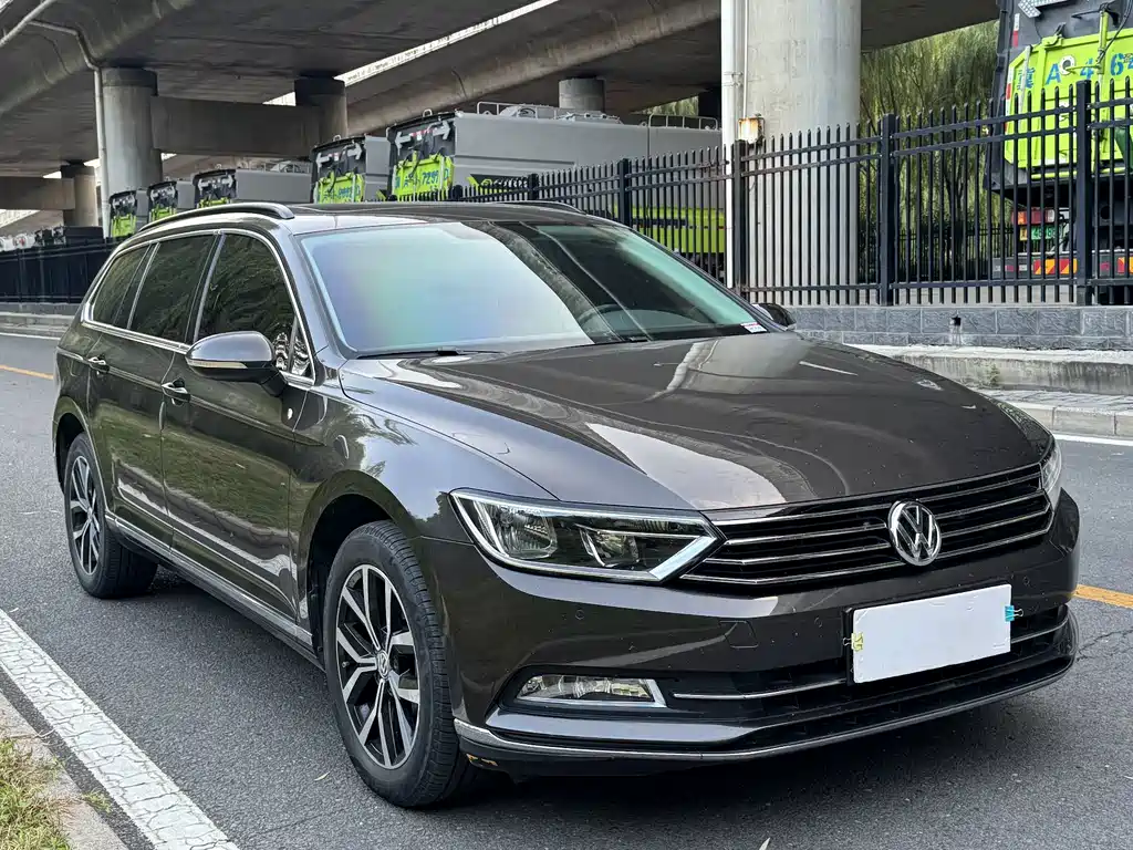 Volkswagen Viloran — фото 3