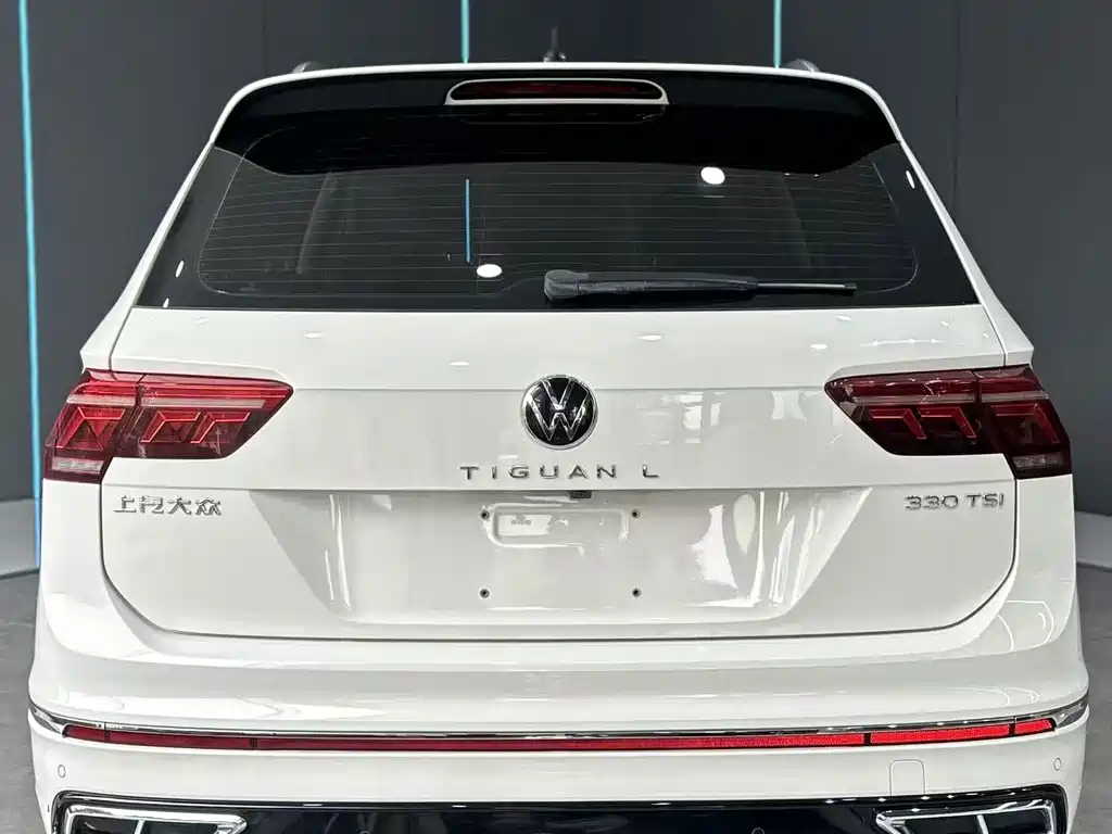 Volkswagen Tiguan L — фото 7