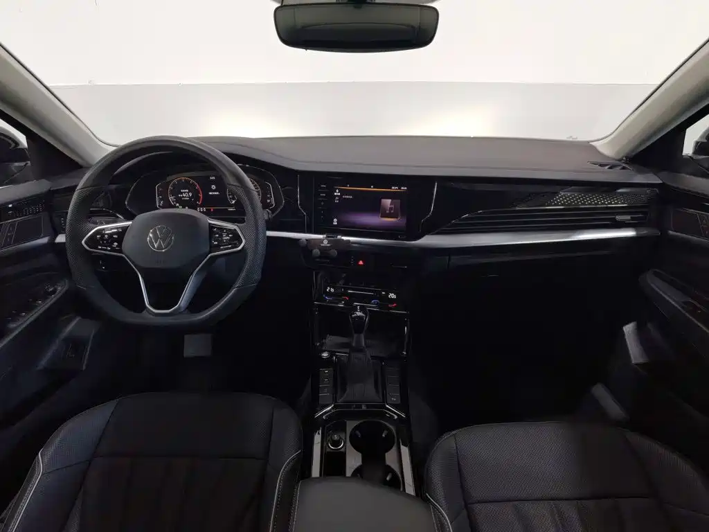 Volkswagen Passat — фото 5