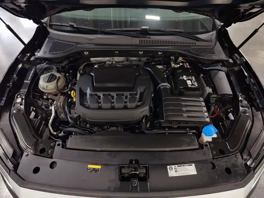 Volkswagen Passat — фото 6