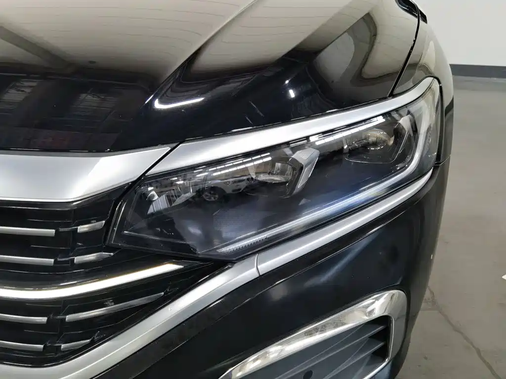 Volkswagen Passat — фото 7