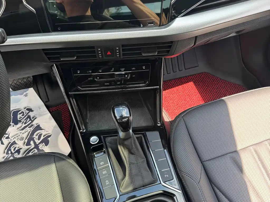 Volkswagen Passat — фото 11