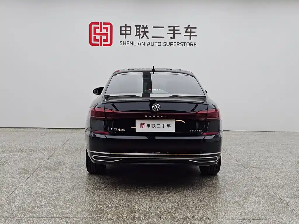 Volkswagen Passat — фото 2