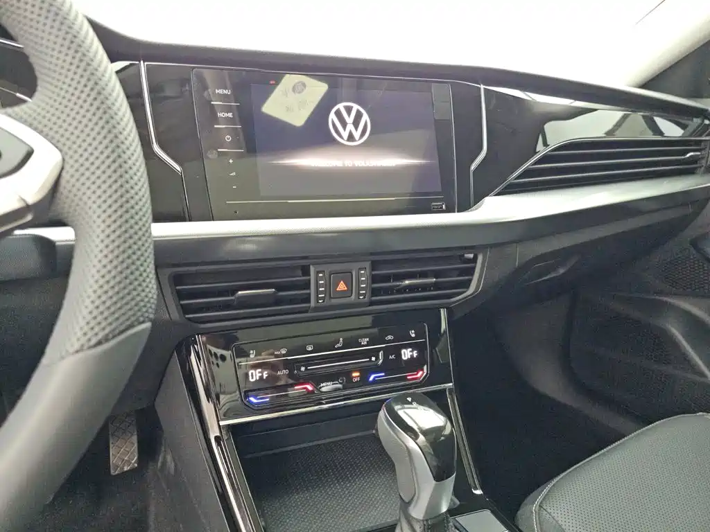 Volkswagen Passat — фото 11