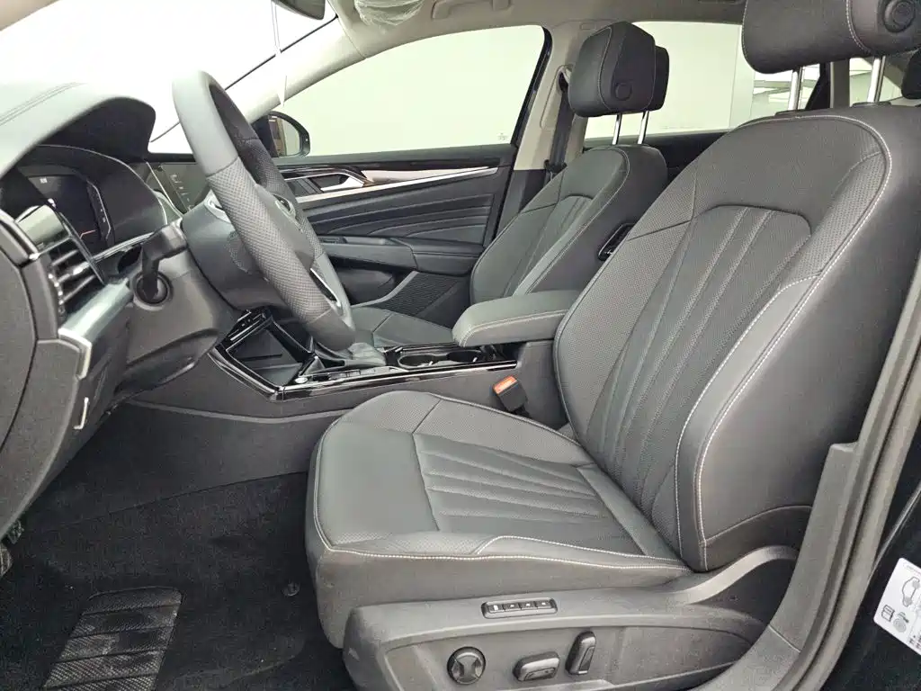 Volkswagen Passat — фото 7