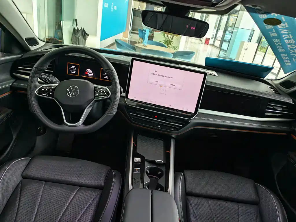 Volkswagen Passat — фото 10