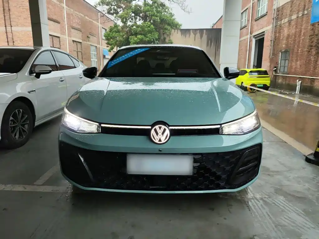 Volkswagen Passat — фото 3