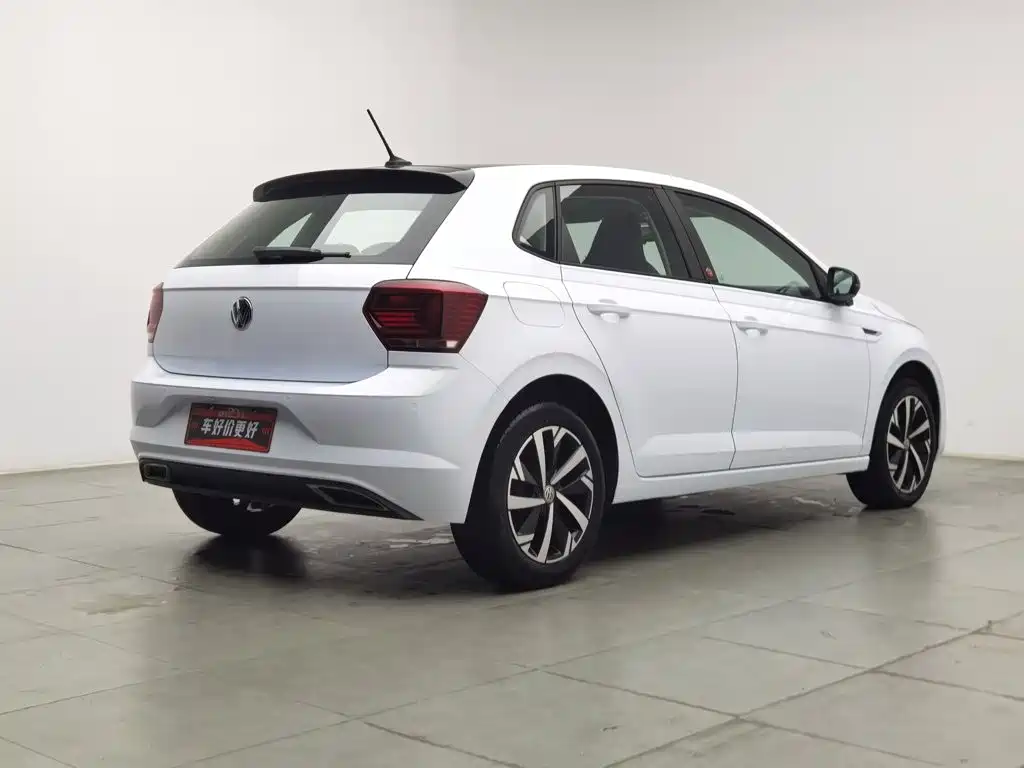 Volkswagen Polo — фото 2