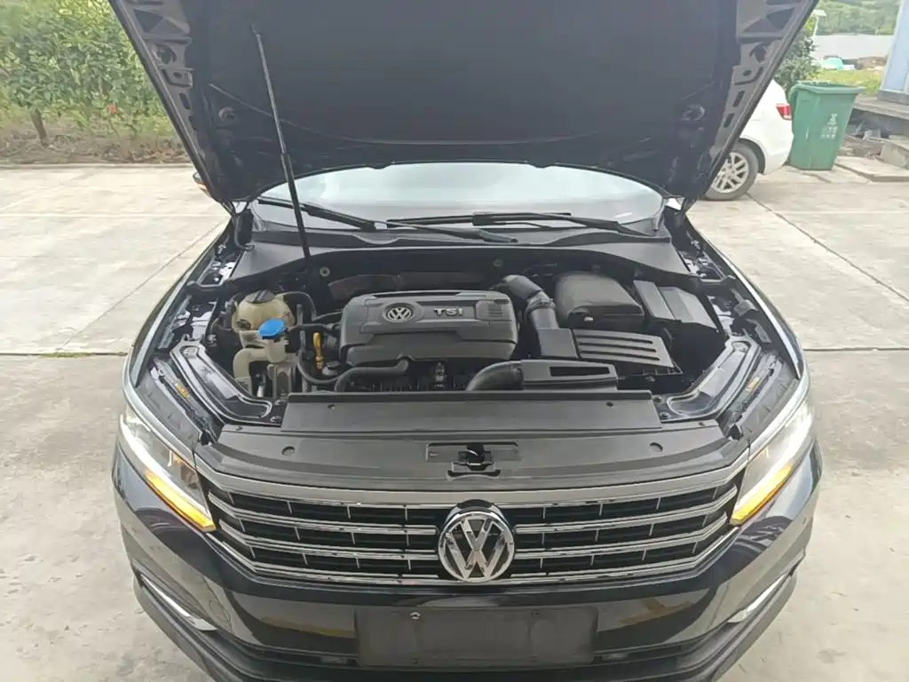 Volkswagen Passat — фото 20