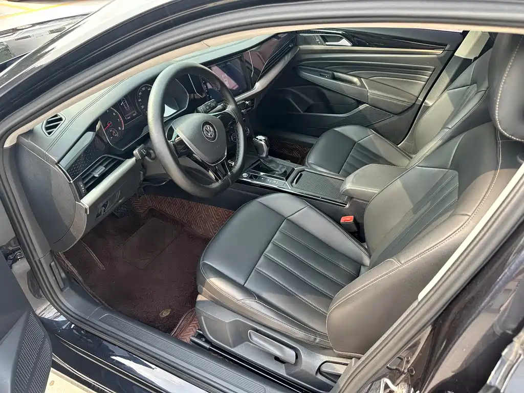 Volkswagen Passat — фото 4