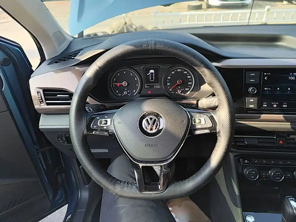Volkswagen Tharu — фото 11