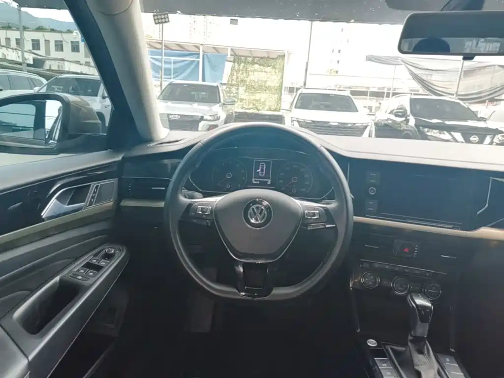 Volkswagen Passat — фото 11