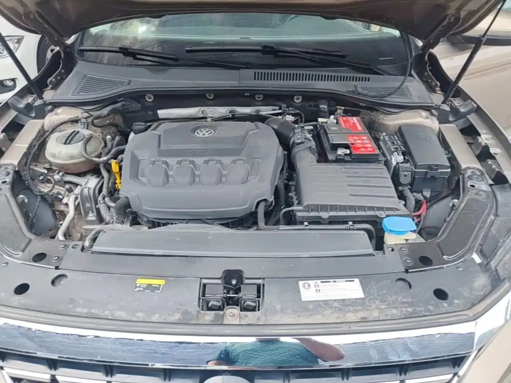 Volkswagen Passat — фото 20