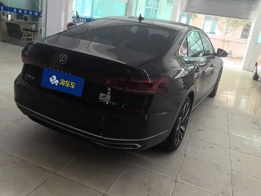 Volkswagen Passat — фото 3