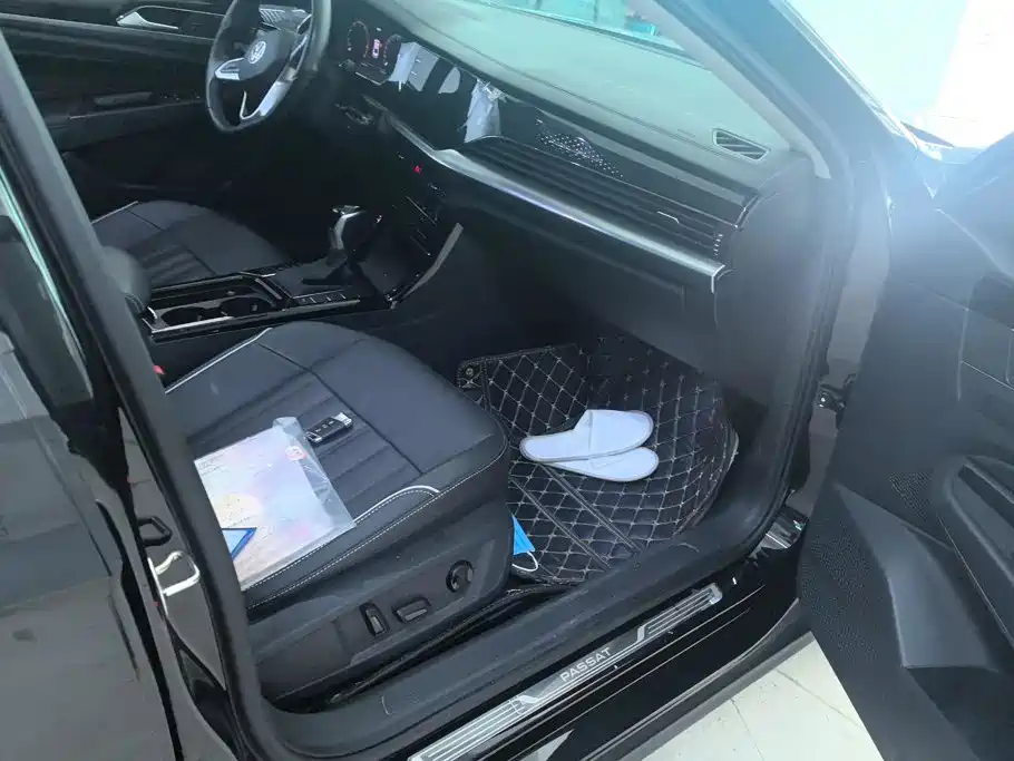 Volkswagen Passat — фото 8