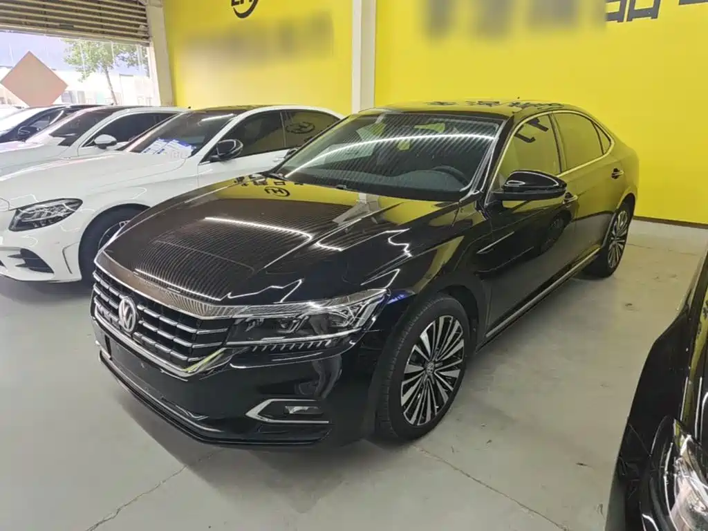 Volkswagen Passat — фото 2