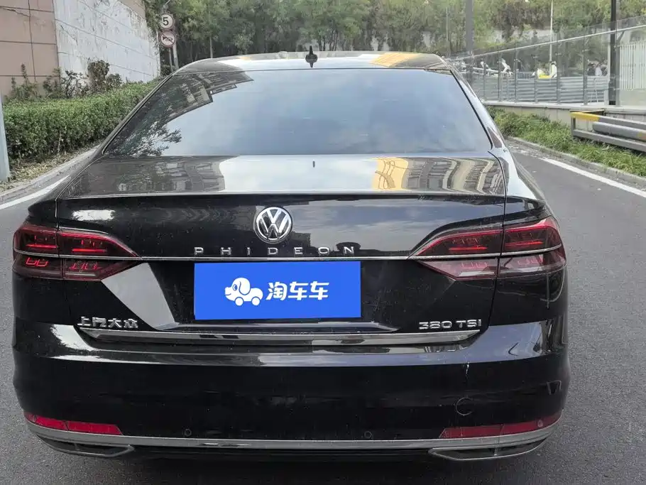 Volkswagen Phideon — фото 4