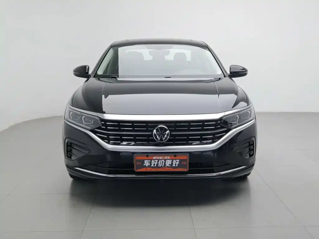 Volkswagen Passat — фото 3