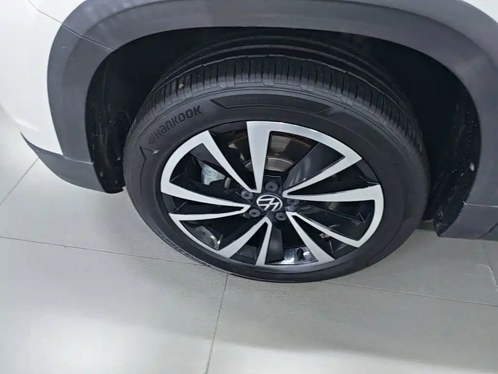 Volkswagen Tharu — фото 23
